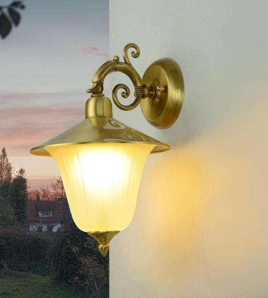 Buitenwandlamp echt messing glas wit maritiem klassiek antiek H: 30cm E14 voor tuin terras huis entree buitenlamp wandlamp buitenlamp tuin