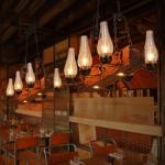 Houten smeedijzeren kroonluchter Retro hanglamp Industriële hanglampen In hoogte verstelbare industriële zolderbalk Hangende lichten Eetkamerverlichting Creatieve persoonlijkheid