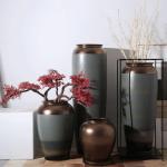 Plaats een grote vaas op de grond Grijs-goud Klei Potten Woonkamer Decoraties kunnen worden geplaatst Gedroogde bloemen ​​Lichte luxe en sfeervolle decoraties Decoratieve bloem