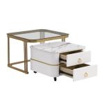 Nestbare salontafel: hoogglans marmeren buitenkant en glazen tafelblad, gouden decoratie, bijzettafel met lade. Set van twee