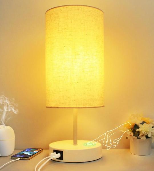 Touch Dimmbar Nachttischlampe mit Ladefunktion, Klein Tischleuchte mit USB A+Typ-C-Anschlüssen, E27 LED Tischlampe Beige mit Schirm für Schlafzimmer, Wohnzimmer (inkl. 6W Warmwei